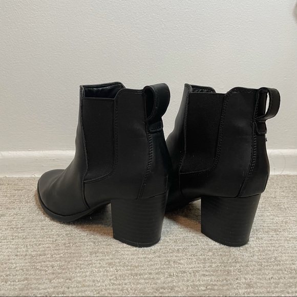 heel boots 🧡 - Picture 4 of 4